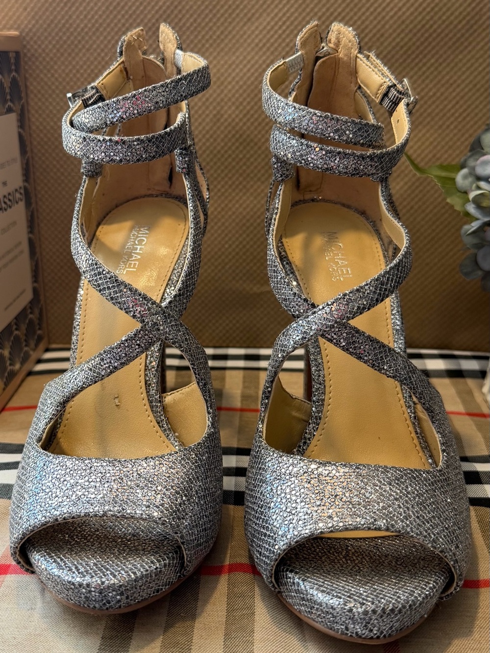 Michael Kors Silver Glitter Strappy Women’s Sandal Stilettos.